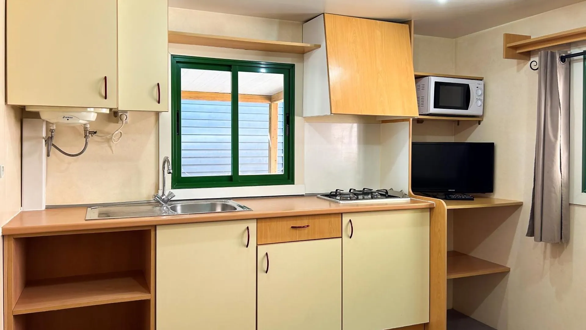 Camping Mediterrani Natura Spa Resort Tarragona